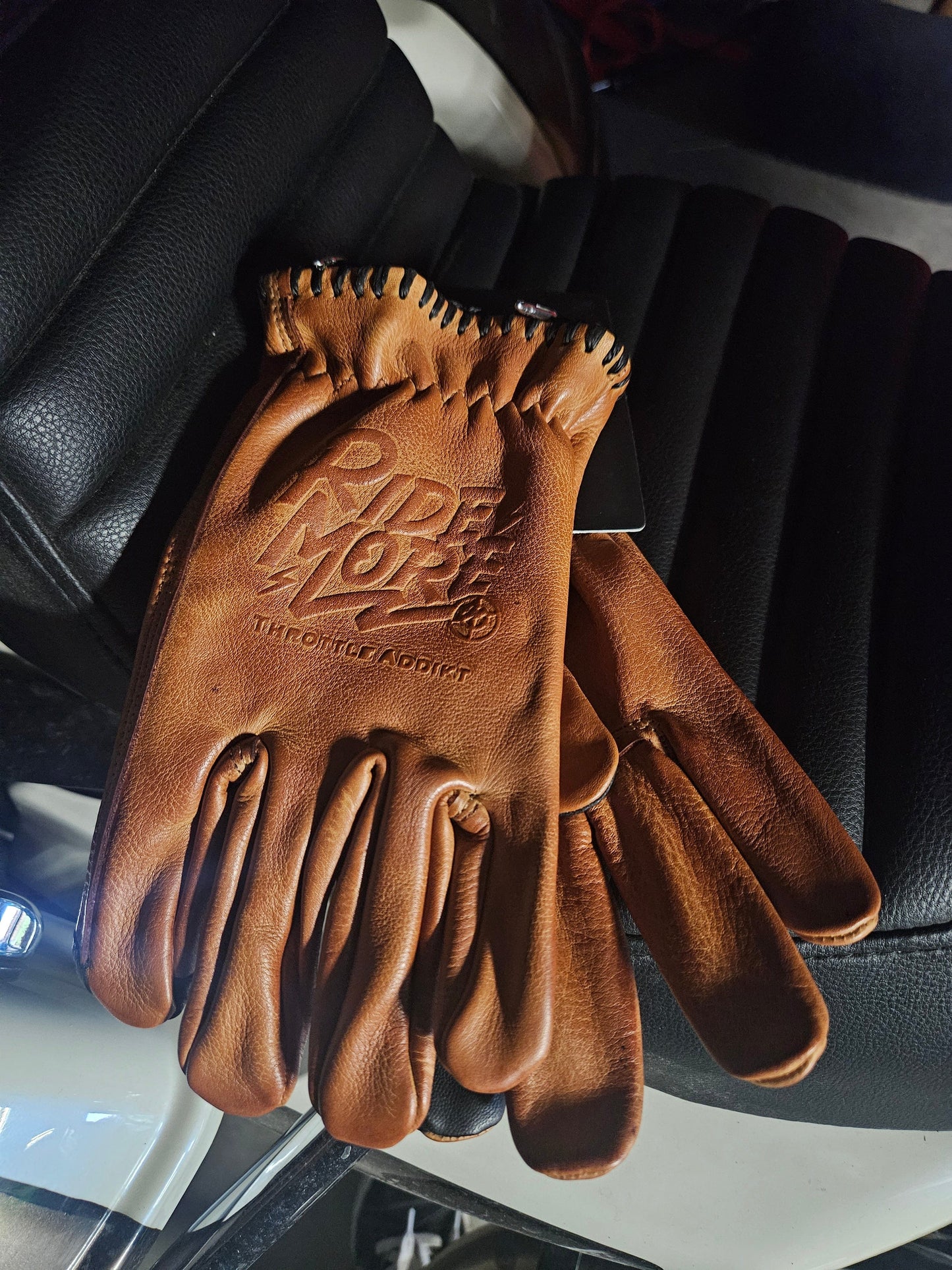 Vintage Genuine leather gloves